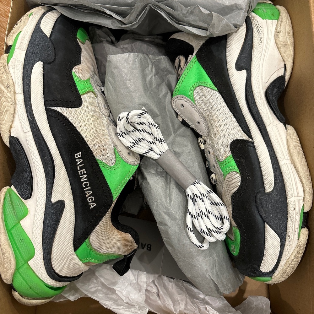 Triple s balenciaga sneakers